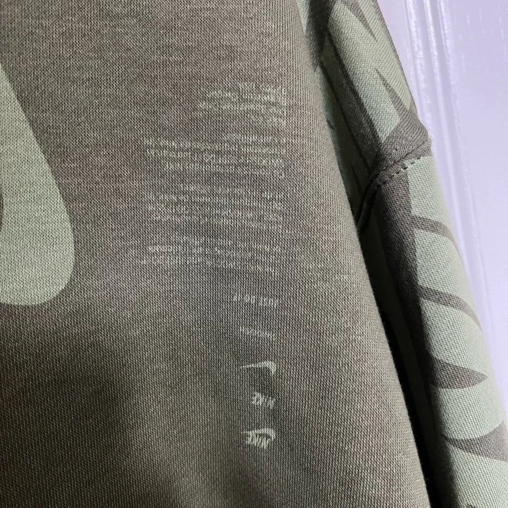 Nike Men's Green Zip-Up Sweater